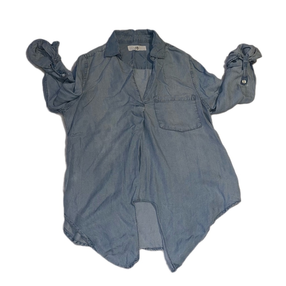 Thread & Supply Light Blue Button-Up Shirt Women’s Small
